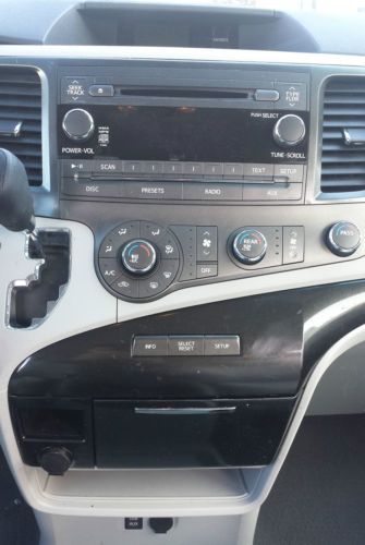 2011 Toyota Sienna LE Mini Passenger Van 5-Door 3.5L 8 Passenger, US $21,900.00, image 11