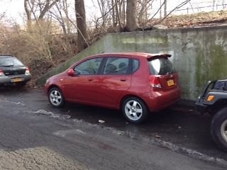 2007 chevrolet aveo excellent condition 4-door hatchback  nyc - manhattan