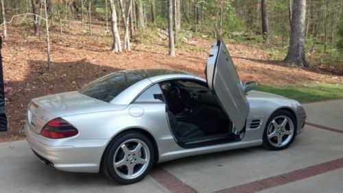 2005 mercedes-benz sl55 amg base convertible 2-door 5.5l