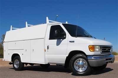 *no reserve* 05 ford e350 diesel utility truck w/ lots of storage az clean!!!!!