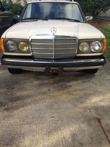 1985 Mercedes-Benz 300 TD, image 5