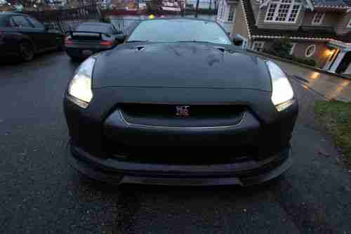 2010 Nissan GT-R BLACK Low Miles $1000s in upgrades Excellent Condition!, image 5