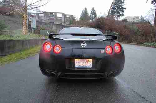 2010 Nissan GT-R BLACK Low Miles $1000s in upgrades Excellent Condition!, image 7