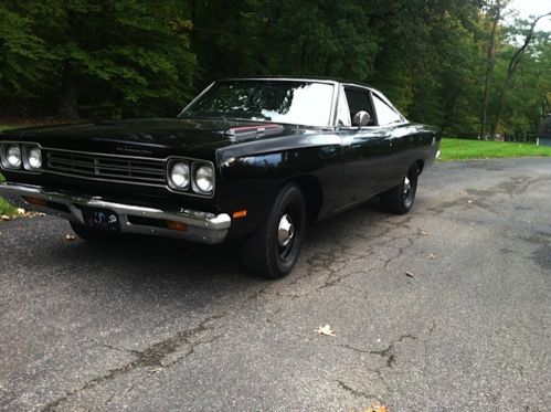 1969 road runner triple black 383 &#034;immaculate fully restored&#034;