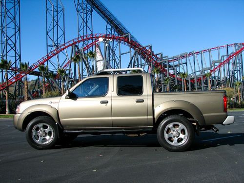 2001 nissan frontier sc crew cab pickup 4-door 3.3l 4x4