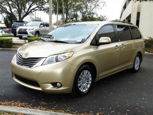 Toyota sienna 73k mi one owner clean carfax navi rear cam heated leather dvd v6