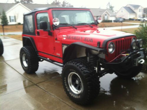 2004 jeep wrangler sport utility 2-door 4.0l, lifted, trail ready