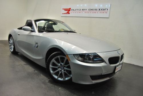 Beautiful car! 2006 bmw z4 3.0 roadster! fully serviced and inspected! must see!