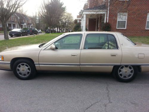 1994 cadillac deville base sedan 4-door 4.9l