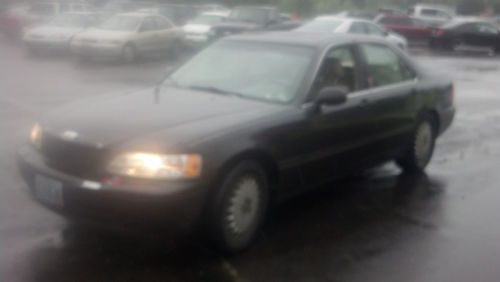 1996 black accura 3.5rl 4 door with sun roof fully loaded leather seats newer br