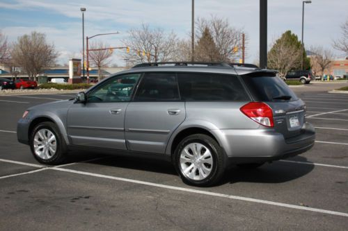 2009 subaru outback wagon h6 3.0r limited