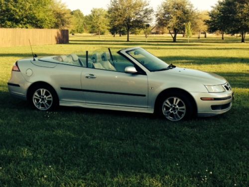 2006 saab 9-3 2.0t convertible 2-door 2.0l, 1 owner, clean title, low miles!