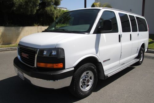 2006 gmc savana g3500 75k low original miles  automatic 8 cylinder no reserve