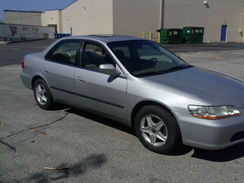 1999 Honda Accord LX w/ Sunroof--Clean & Runs Great, US $3,999.99, image 4