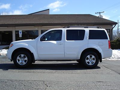 No reserve 2006 nissan pathfinder se 4x4 4.0l v6 auto 3rd row one owner nice!