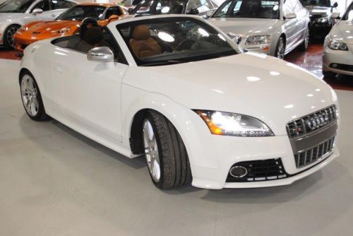 2009 audi tts roadster convertible.  loaded.  super fast