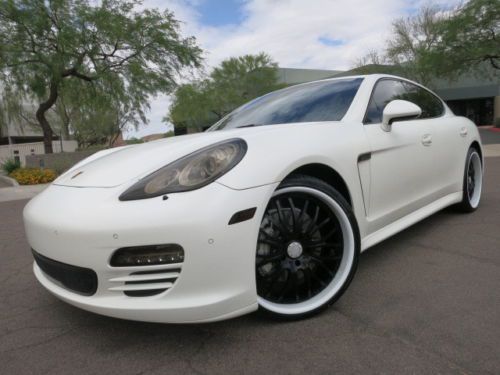 Custom matte white paint 22&#034; whls strut grill loaded low 30k miles 2011 2012