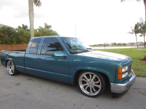 Nice 1997 gmc sierra slt 5.7 vortec extended cab 3rd door lowered/dropped/bagged