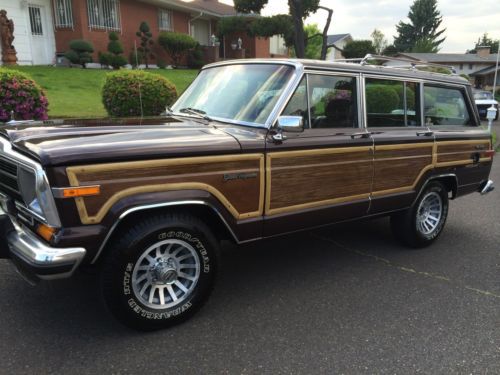 1989 jeep grand wagoneer 4x4 low miles 66,000