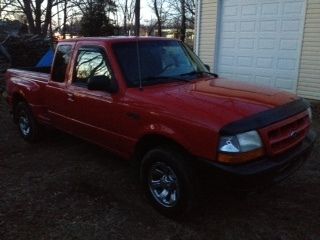 2000 ford ranger xlt ext cab side step 3.0v6 with 108k orig miles !!!