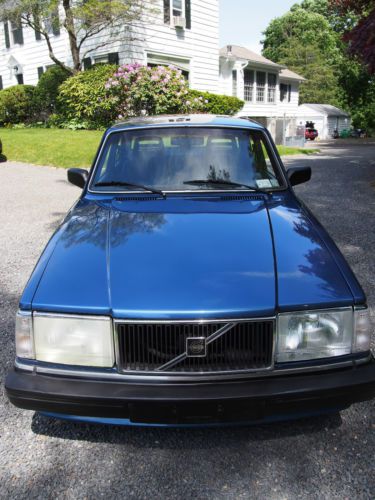 &#039;88 metallic blue, 5 speed manual transmission, 138,000 miles, very clean