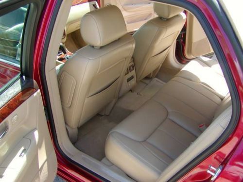 2007 cadillac dts super low miles