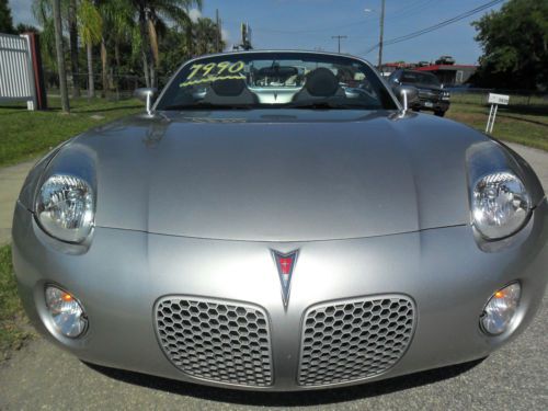 2006 pontiac solstice ~~~ convertible ~~~ 5-speed ~~~ we ship worldwide ~~~ look