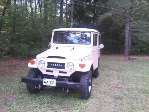 1972 FJ40 Toyota Landcruiser Numbers Matching, Original Family Owned Since New, image 2