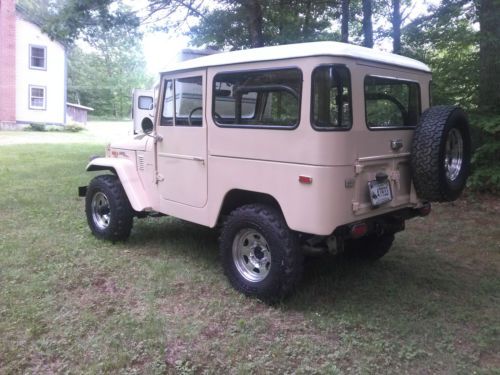 1972 FJ40 Toyota Landcruiser Numbers Matching, Original Family Owned Since New, image 7