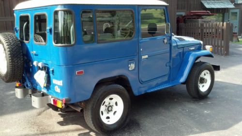 Toyota landcruiser fj40 fj 40 land cruiser 1982 original power steering a/c