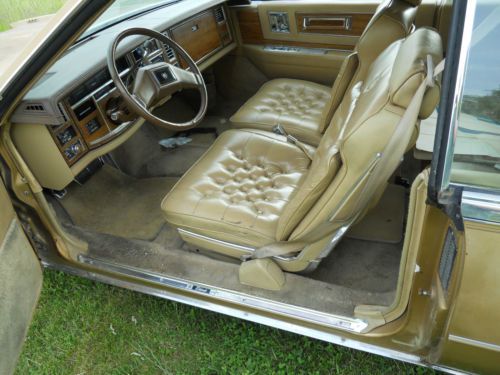 1982 cadillac eldorado barittz,rare gold color,low miles, image 5