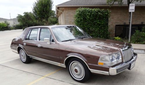 1987 lincoln continental givenchy designer series sedan 31k original miles