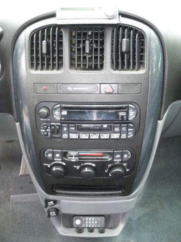 2005 Dodge Grand Caravan SXT Mini Passenger Van 4-Door 3.8L, image 4