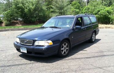 1999 volvo v70 base wagon 4-door 2.4l