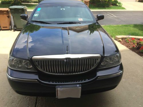 2011 lincoln town car excutive l