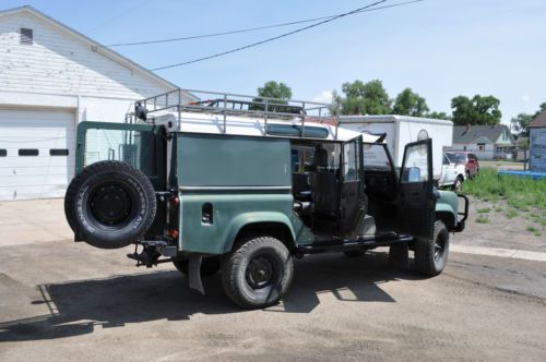 1985 110 Land Rover, image 2