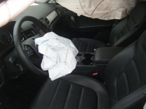 2014 Volkswagen Touareg VR6 Lux Damaged Fixer Repairable Clean Title! Must See!!, US $19,950.00, image 4
