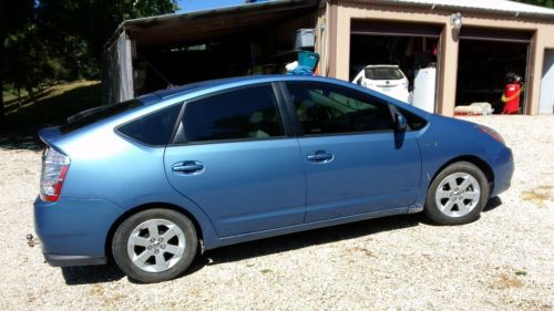 2009 toyota prius hatchback 4-door 1.5l