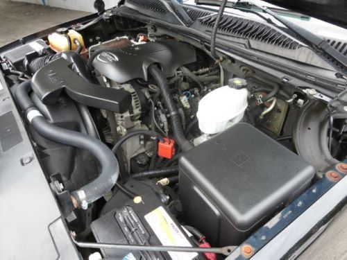 04 Chevrolet Suburban LT 1500 Leather Sunroof Rear DVD Captain Chairs 1-Owner, US $7,788.00, image 15