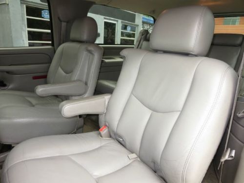 04 Chevrolet Suburban LT 1500 Leather Sunroof Rear DVD Captain Chairs 1-Owner, US $7,788.00, image 35