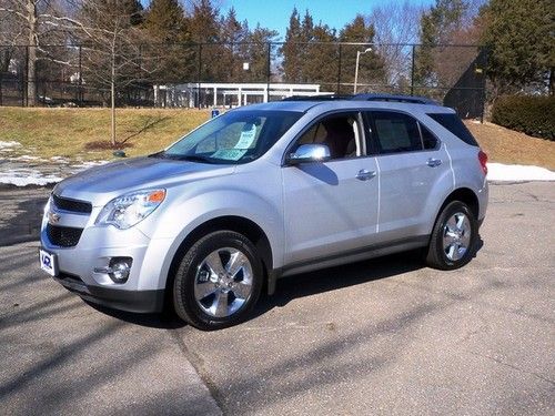 Beautiful showroom new fully loaded 2013 chevrolet equinox awd ltz