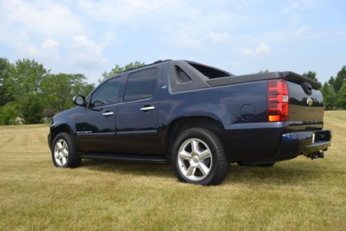 2008 Chevrolet Avalanche LTZ Crew Cab Pickup 4-Door 5.3L, US $17,500.00, image 3