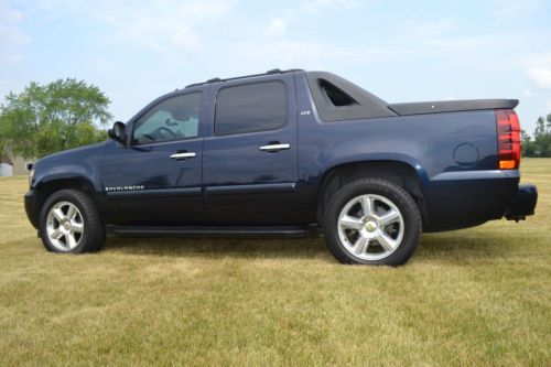 2008 Chevrolet Avalanche LTZ Crew Cab Pickup 4-Door 5.3L, US $17,500.00, image 8