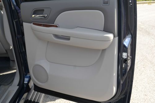 2008 Chevrolet Avalanche LTZ Crew Cab Pickup 4-Door 5.3L, US $17,500.00, image 21