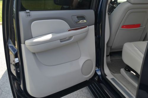 2008 Chevrolet Avalanche LTZ Crew Cab Pickup 4-Door 5.3L, US $17,500.00, image 22