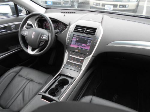 2013 lincoln mkz base