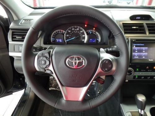 2014 toyota camry se sport