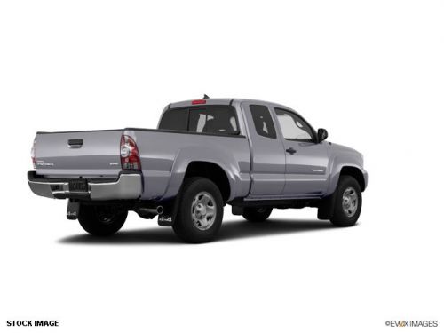 2014 toyota tacoma base