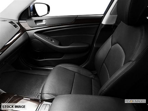2014 kia cadenza premium