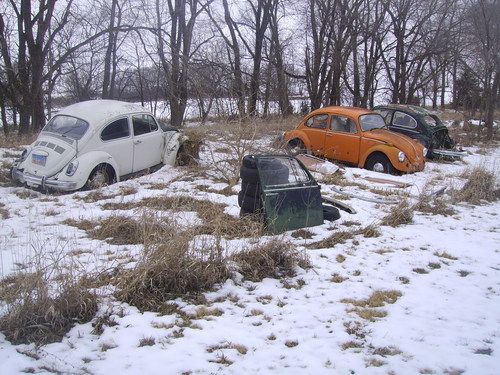 "3" 1970 volkswagon beetles - for parts / fair to good conditions